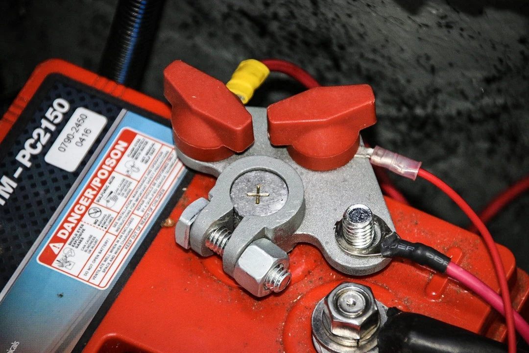 TH MARINE BATTERY TERMINAL MULTIPLIER 3 TH MARINE BATTERY TERMINAL MULTIPLIER