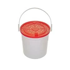 PERRY TACKLE MINNOW BUCKET - WHITE W RED LID Ice Fishing & Accessories
